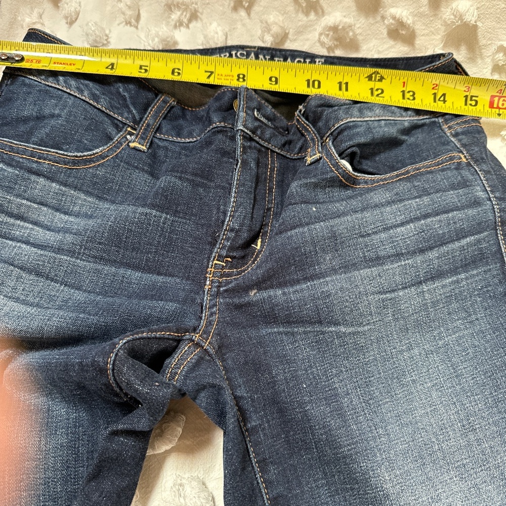 Dark blue American eagle